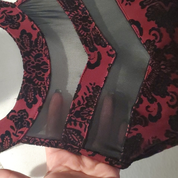 Windsor burgundy / black dress NWT - Picture 8 of 11